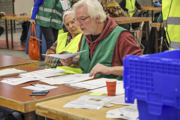 stock image Netherlands-March 15th, Provincial and waterboard elections with Voluntary counters in sports hall to count votes in Zuidplas