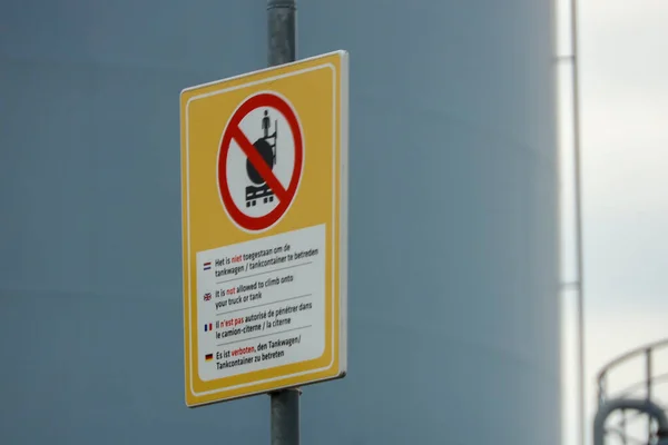 Warning Sign Transport Terminal Koole Port Rotterdam Climbing Tanks — Stock Photo, Image
