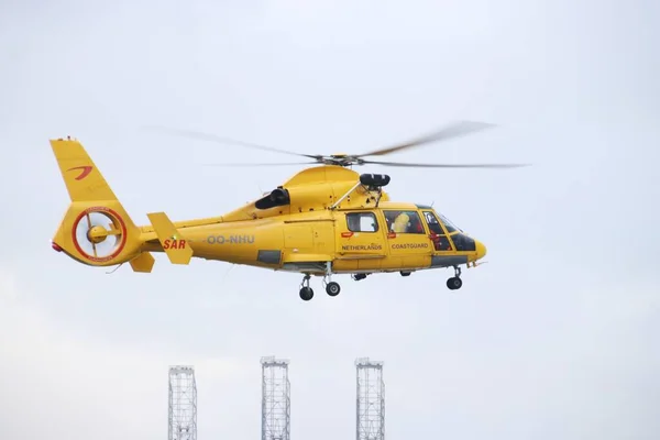 Helicóptero Guarda Costeira Descola Porto Pistolhaven Roterdão Europoort Nos Países — Fotografia de Stock