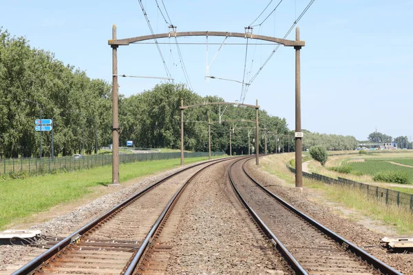 荷兰Dordrecht和Breda之间的铁路轨道 — 图库照片