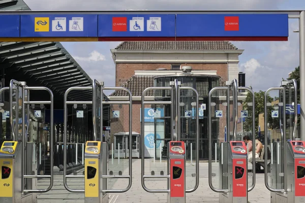 Puertas Entrada Estación Apeldoon Para Clientes Arriva Los Países Bajos — Foto de Stock