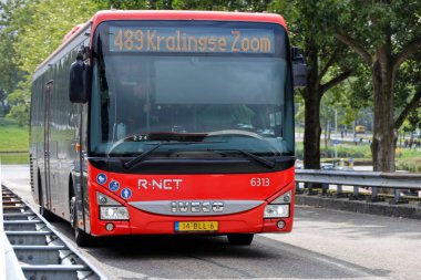 Hollanda Rotterdam 'daki Kralingsezoom metro istasyonunda EBS R-Net hizmet dışı.