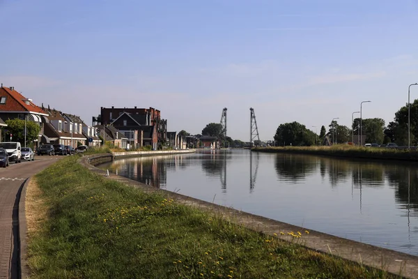 Hollanda, Waddinxveen 'deki Zuidkade' de Gouwe 'u sula.