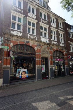 Hollanda 'daki Zwolle şehir merkezinin eski ve arşiv binaları