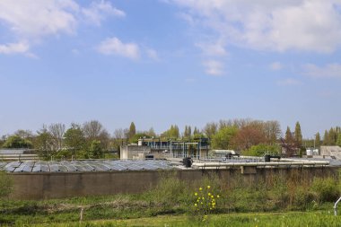 Hollanda 'daki Nieuwerkerk aan den IJssel' de atık su ve kanalizasyon arıtma tesisi Kortenoord