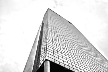 Hollanda 'nın Rotterdam merkezinde Delftse Poort ofis binası