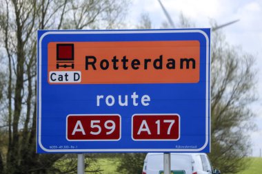 Çok Yüksek Frekanslı Çok Yönlü Menzil İstasyonu (VOR), Hollanda 'daki Rotterdam Havalimanı' nda bulunan bir kısa menzilli radyo navigasyon sistemidir.