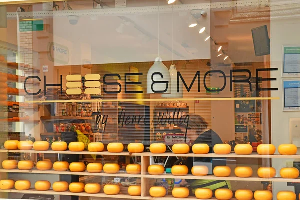 stock image Amsterdam, Netherlands - may 22 2022 : cheese shop in the touristy city centre