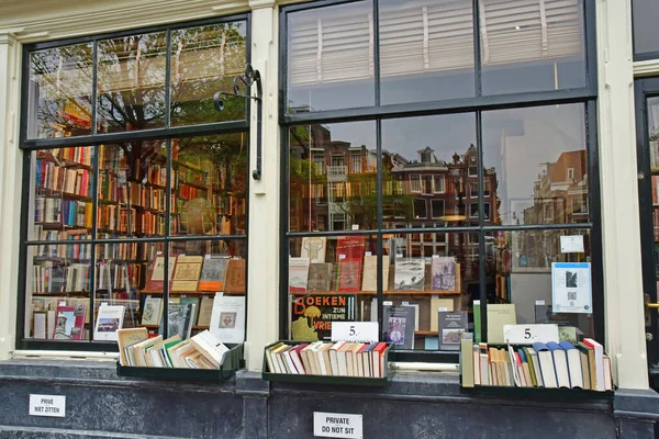 Amsterdam Netherlands May 2022 Old Book Shop Touristy City Centre — Zdjęcie stockowe