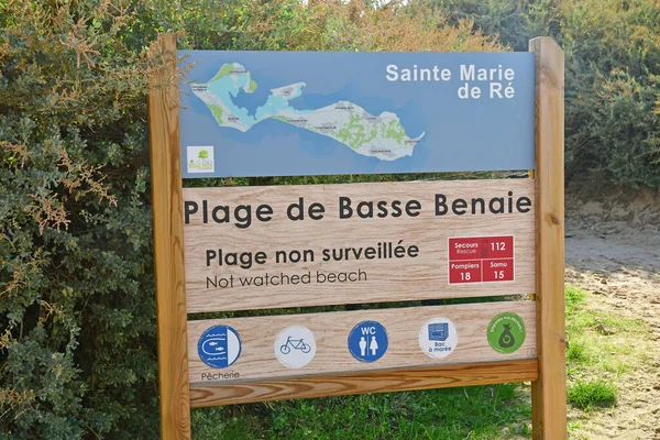Сент Марі Франція Октобер 2022 Дивився Пляжного Знаку Біля Пляжу — стокове фото