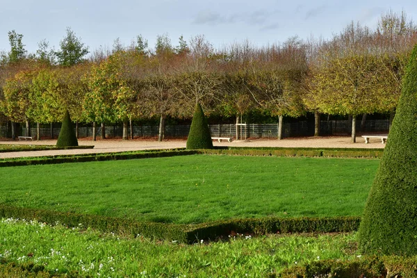 凡尔赛 2022年11月19日 安托瓦内特庄园的大三宝园 — 图库照片
