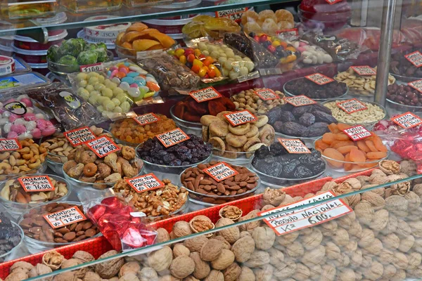 Porto Portugal July 2022 Aperola Bolhao Famous Grocery Formosa Street — Stock Photo, Image