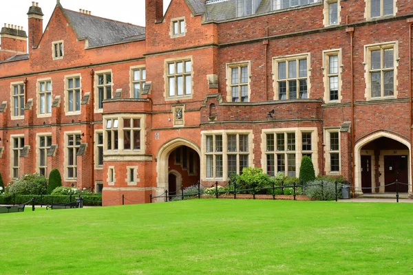 stock image Belfast; Northern Ireland - september 15 2022 : the Queen's University of Belfast 