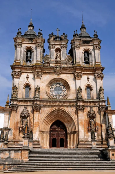 アルコバカ ポルトガル 2010年7月3日 1153年に設立された絵のように美しいアルコバカ修道院 — ストック写真