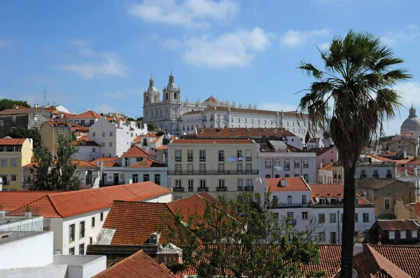 ポルトガルリスボン 2010年7月3日 絵のように美しい街 — ストック写真