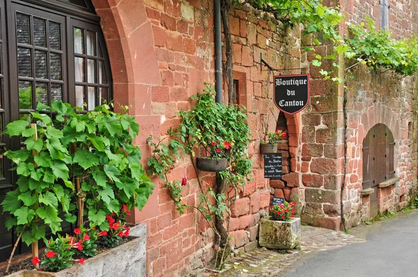 フランスコロンジュ ルージュ 2016年8月18日 絵のように美しい古い村 — ストック写真