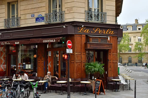 Paris France April 2023 Bar Picturesque District Marais — Stock Photo, Image