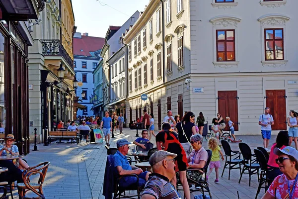 Bratislava Eslováquia Junho 2023 Bar Pitoresco Centro Cidade — Fotografia de Stock