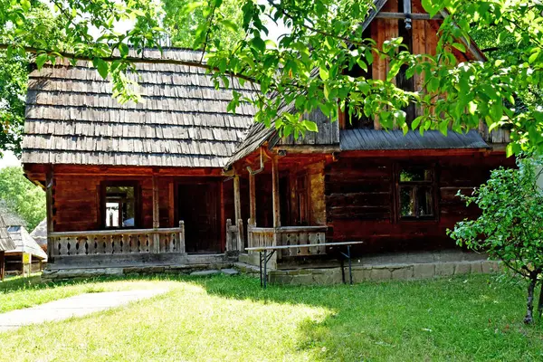 Βουκουρέστι Ρουμανία Ιούλιος 2023 Παλιό Σπίτι Στο Γραφικό Μουσείο Χωριού — Φωτογραφία Αρχείου