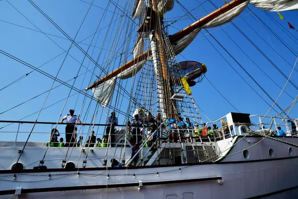 Rouen Frankrijk Juni 2023 Armada Rouen Cuauhtemoc Mexicaanse Marineschoolboot Rechtenvrije Stockfoto's