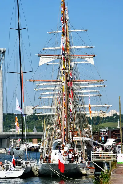 Rouen Frankrike Juni 2023 Armada Rouen Samling Gamla Segelbåtar — Stockfoto