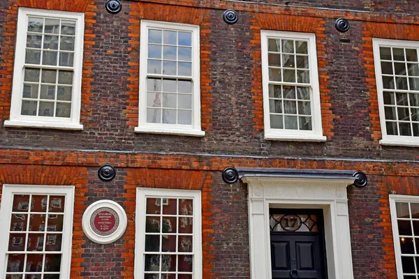 stock image London; England - may 28 2023 : Samuel Johnson house in the Gough square