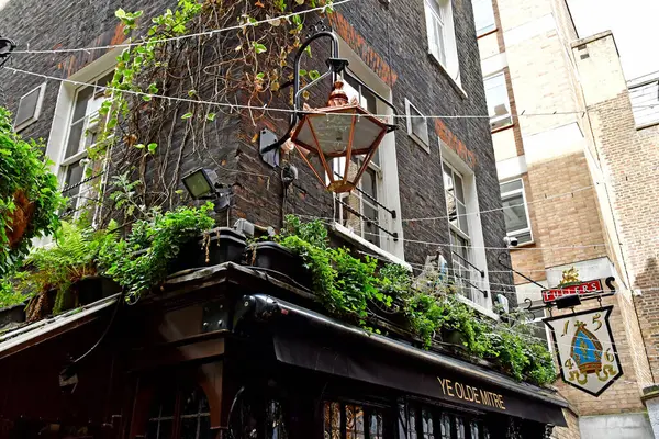 stock image London; England - may 28 2023 : the picturesque Ye olde Mitre pub in Ely Place