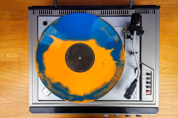 Vintage Turntable Vinyl Record Player Blue Orange Vinyl Table — Φωτογραφία Αρχείου