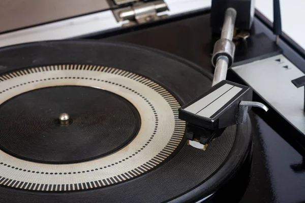 Close Vintage Turntable Vinyl Record Player Retro Audio Equipment — Stock Photo, Image