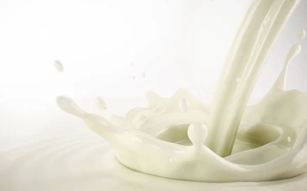 Молоко Льющееся Коронной Брызгами Молочном Бассейне Рябью Иллюстрация Вид Высоты — стоковое фото