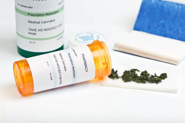 Medicinsk Marihuana Recept Med Recept Flaske Beholder Papir - Stock-foto