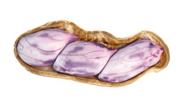 Beyaz arka plan üzerinde izole haşlanmış fıstık.