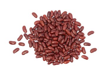 Beyaz zemin üzerinde kırmızı böbrek fasulyesi izole