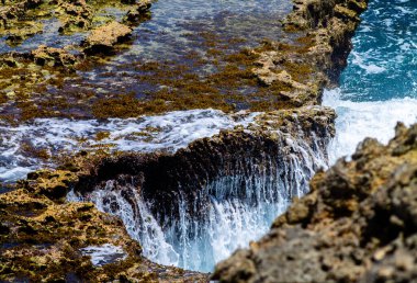 Shete Boka Ulusal Parkı 'nda Şelale, 