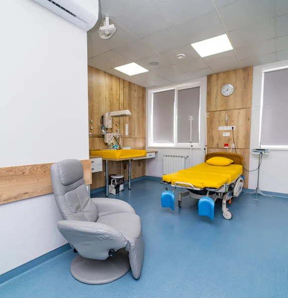 stock image Recovery modern hospital room. Empty comfortable medical room.
