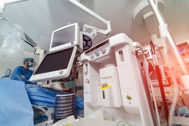 Sağlık hizmetleri için modern cerrahi ekipmanları. Hastane ameliyat koğuşu.