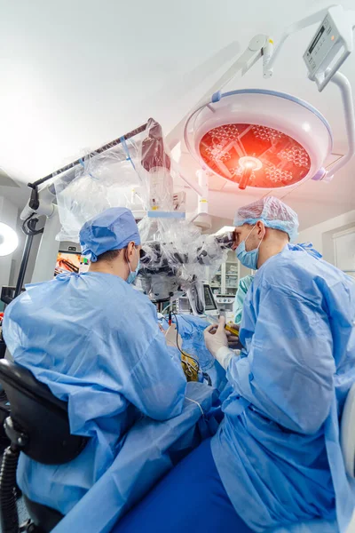 Processo Operatorio Chirurgia Sterile Medico Con Assistente Tecnologie Sanitarie — Foto Stock