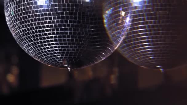 Disco Ball Widok Bliska Zbliżenie Widok Musujące Disco Ball Imprezie — Wideo stockowe
