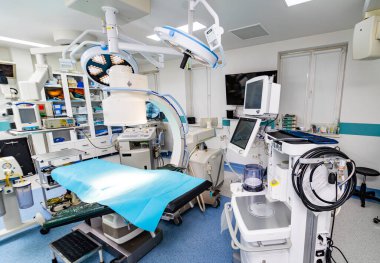 Operasyon tıbbi cihazları. Modern cerrahi hastane ekipmanları.