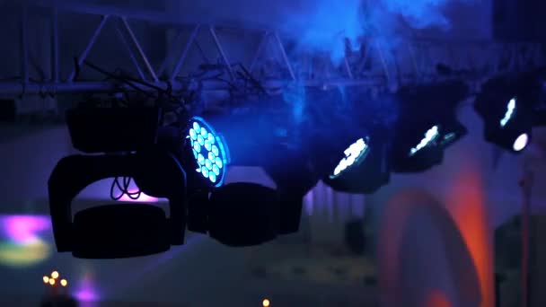Led照明设备 Led台前专业照明设备有色 — 图库视频影像