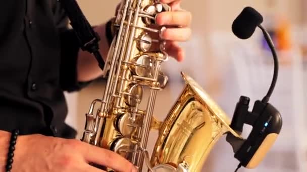 Male Saxophonist Playing Instrument Close View Man Playing Saxophone — Stock Video