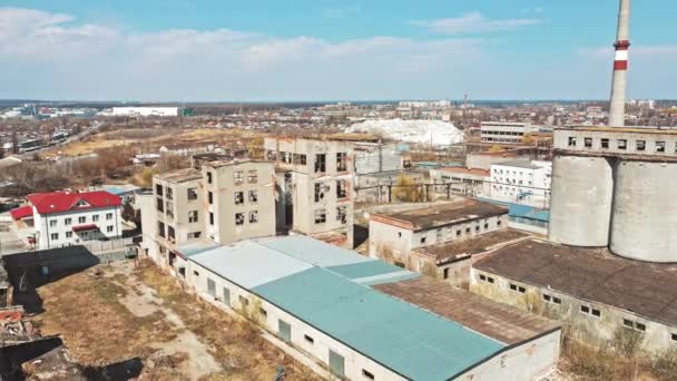 Terk Edilmiş Sanayi Bölgesinin Manzarası Terk Edilmiş Sanayi Binalarının Şehir — Stok video