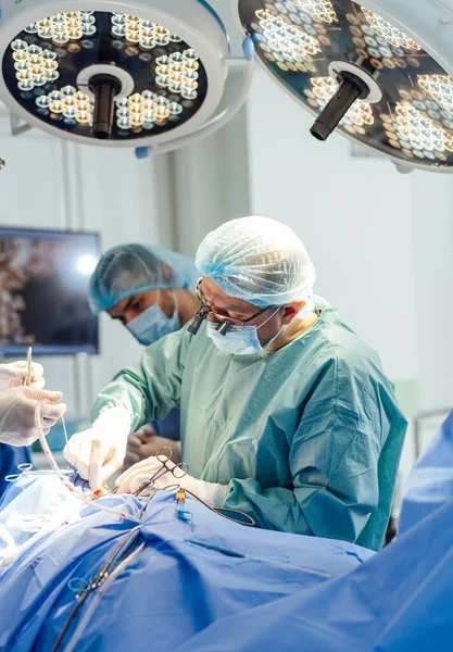 Specialista Neurochirurgia Nel Moderno Ospedale Professionista Chirurgo Uniforme Sterile — Foto Stock