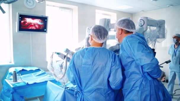 Robot Chirurgiczny Operacja Usunięcia Nowotworu Nowoczesny Sprzęt Medyczny Minimalnie Inwazyjna — Wideo stockowe