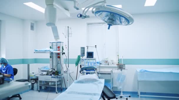 Εξοπλισμός Εισπνοής Οξυγόνου Στο Δωμάτιο Του Νοσοκομείου Δωμάτιο Μεθ Νοσοκομείο — Αρχείο Βίντεο
