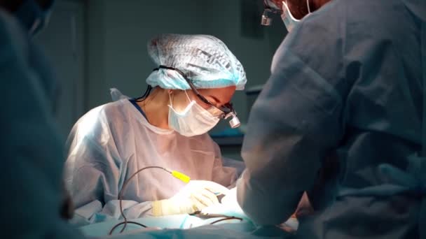Doktor Plastické Chirurgie Operačním Sále Abdominoplastika Břicha Korekce Těla — Stock video