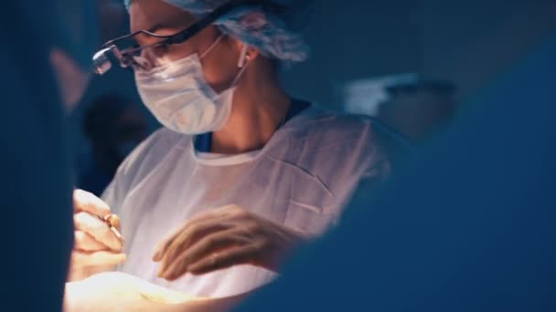 Χειρουργική Επέμβαση Κοιλιοπλαστικής Χειρουργική Αφαίρεση Του Λιπώδους Ιστού Από Την — Αρχείο Βίντεο