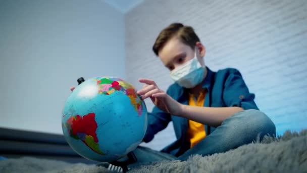 Boy Looking Globe Teenage Boy Wearing Medical Mask Concept Covid — Stock Video