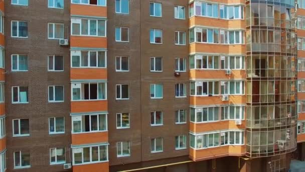Complexo Residencial Contemporâneo Cidade Novos Edifícios Apartamentos Canteiro Obras Bairro — Vídeo de Stock
