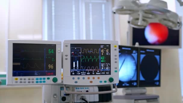 Monitor Umělé Plicní Ventilace Jednotce Intenzivní Péče Nemocnice Operační Sál — Stock video